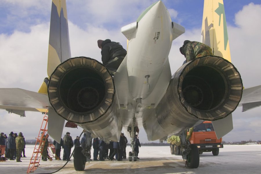 the-su-35-is-on-sale-to-countries-looking-at-a-more-reliable-and-deadly-alternative-to-american-fifth-generation-jets-that-have-yet-to-make-a-single-combat-mission
