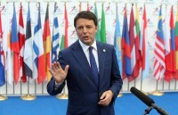 Italy PM Urges Revision of Attitude to Russia, Opposes Sanctions